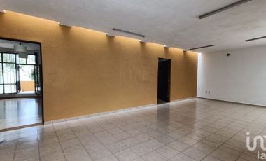 OFICINA EN PLANTA ALTA EN RENTA (Santa Lucia)