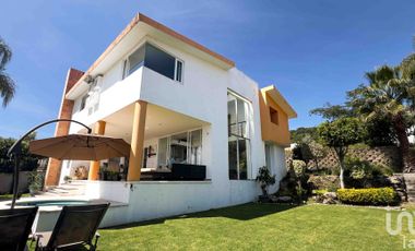 Bonita y funcional casa en Ixtapan de la Sal