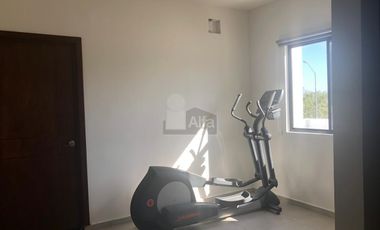 Casa sola en venta en Villas Coloniales, Apodaca, Nuevo León