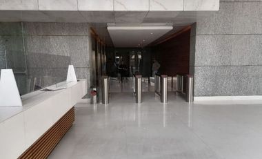 Oficina en renta, Av. Rio San Joaquin