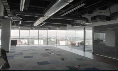 Oficina en renta, Av. Rio San Joaquin