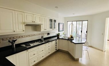 Hermosa Casa en Venta en Jardines Vallarta