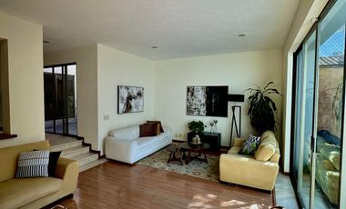 Hermosa Casa en Venta en Jardines Vallarta