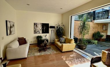 Hermosa Casa en Venta en Jardines Vallarta