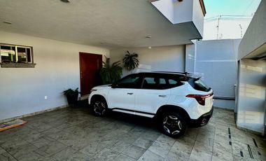 Hermosa Casa en Venta en Jardines Vallarta