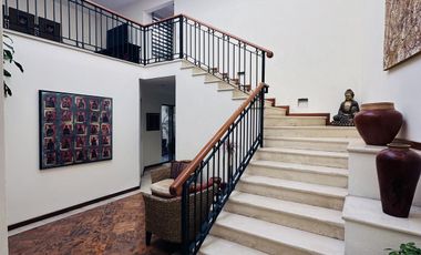 Hermosa Casa en Venta en Jardines Vallarta