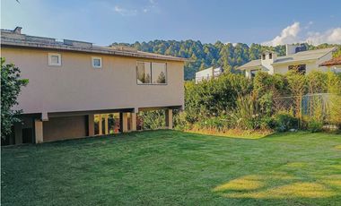 CASA DE CAMPO CERCA DE AVANDARO EN VALLE DE BRAVO