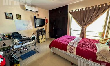 SE VENDE BONITA CASA DE 3 RECÁMARAS EN FRACC. BOSQUE REAL, CAMPECHE