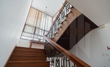 Pool Villa in Sukhumvit