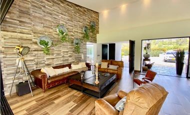 Casa en Arriendo en Rionegro el Tablazo con Jacuzzi