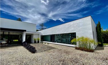 Casa para Arriendo Amoblado en Rionegro Tablazo