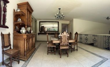 EXCELENTE CASA A LA VENTA EN LOMAS DE CHAPULTEPEC  (S)