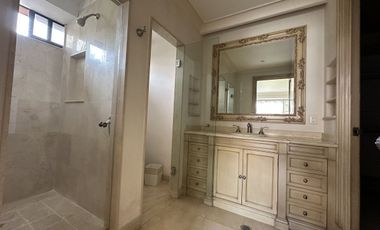 AMPLIO  DEPARTAMENTO EN RESIDENCIAL REAL DEL BOSQUE (S)