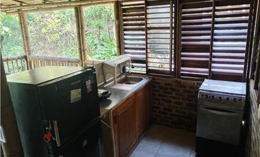Maat vende Casa vacacional - Sasaima 3.180m2 $1.000Millones