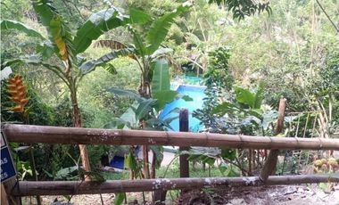 Maat vende Casa vacacional - Sasaima 3.180m2 $1.000Millones