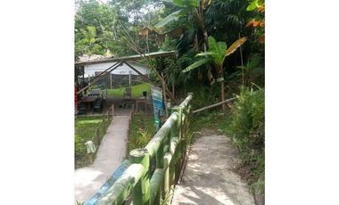 Maat vende Casa vacacional - Sasaima 3.180m2 $1.000Millones