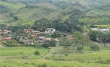 SE VENDE CASA CAMPESTRE VIA ACAPULCO