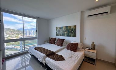 Apartamento con hermosa vista en primera línea de playa