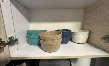 HERMOSO APARTAMENTO AMOBLADO EN EL POBLADO MEDELLIN AMPLIO E ILUMINADO