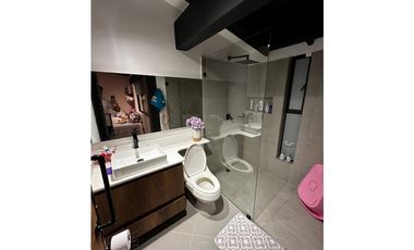 EXPECTACULAR FINCA MODERNA MUY CERCANA AL CASCO URBANO