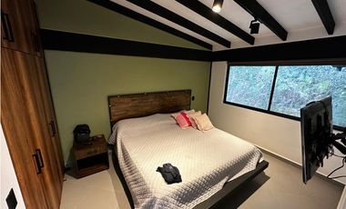 EXPECTACULAR FINCA MODERNA MUY CERCANA AL CASCO URBANO