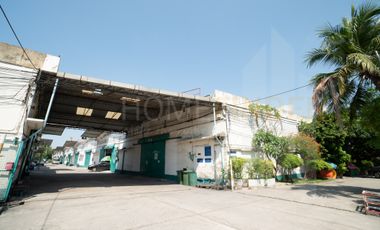 Warehouse in Sukhumvit