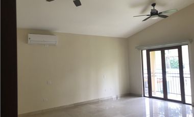 Casa en venta en Clayton - Ph Los Senderos de Camino de cruces