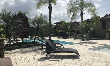 Casa en venta en Clayton - Ph Los Senderos de Camino de cruces