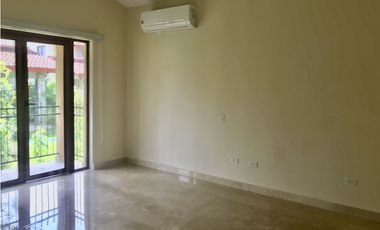 Casa en venta en Clayton - Ph Los Senderos de Camino de cruces