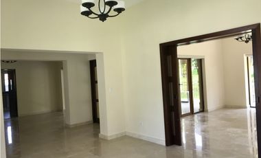 Casa en venta en Clayton - Ph Los Senderos de Camino de cruces
