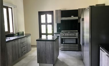 Casa en venta en Clayton - Ph Los Senderos de Camino de cruces