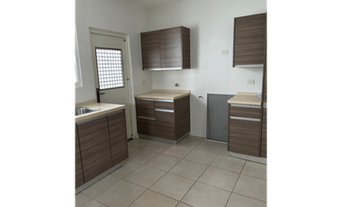 VENDO CASA EN PH VICTORIA EN  BRISAS DEL GOLF
