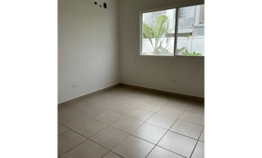 VENDO CASA EN PH VICTORIA EN  BRISAS DEL GOLF