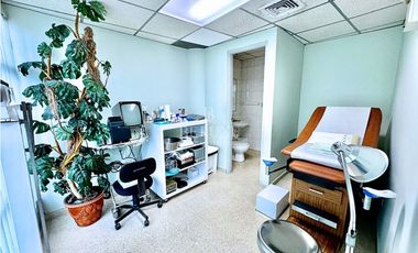 VENTA DE OFICINA COMERCIAL, EN VIA ESPAÑA PLAZA SAN FERNANDO (8)