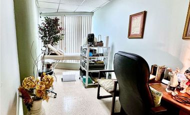 VENTA DE OFICINA COMERCIAL, EN VIA ESPAÑA PLAZA SAN FERNANDO (8)