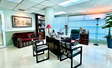 VENTA DE OFICINA COMERCIAL, EN VIA ESPAÑA PLAZA SAN FERNANDO (8)