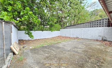 Venta de casa en Cerro Viento con Jardin