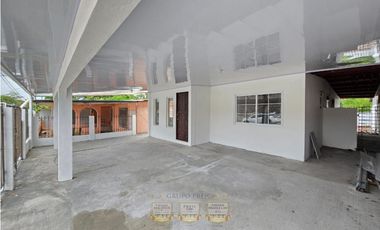 Venta de casa en Cerro Viento con Jardin