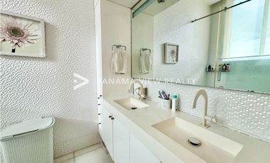 PACIFIC POINT PENTHOUSE / PUNTA PACIFICA / VENTA
