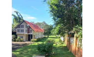 VENTA DE CASA , VIVE EN EL ENCANTO DE BOQUETE  .