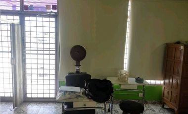 LOCAL COMERCIAL EN EL CARMEN PH LOS ARCOS  PLANTA BAJA 44M2