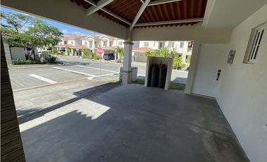 Casa Modelo Lyon en venta PH Reservas de Versalles - Remate Bancario