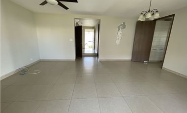 Casa Modelo Lyon en venta PH Reservas de Versalles - Remate Bancario