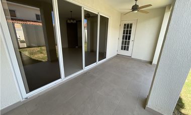 Casa Modelo Lyon en venta PH Reservas de Versalles - Remate Bancario