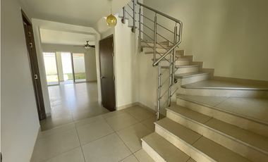 Casa Modelo Lyon en venta PH Reservas de Versalles - Remate Bancario
