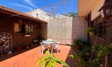 Chalet en venta en Bernal Centro