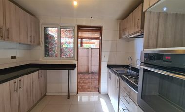 Casa en Arriendo en Mirador Andino, Machalí