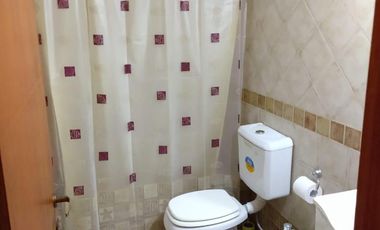 Casa en venta - 3 Dormitorios 2 Baños - 77.21Mts2 - Costa Azul