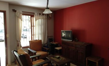 Casa en venta - 3 Dormitorios 2 Baños - 77.21Mts2 - Costa Azul