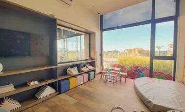 Lote de 1388m2 en Developer Park